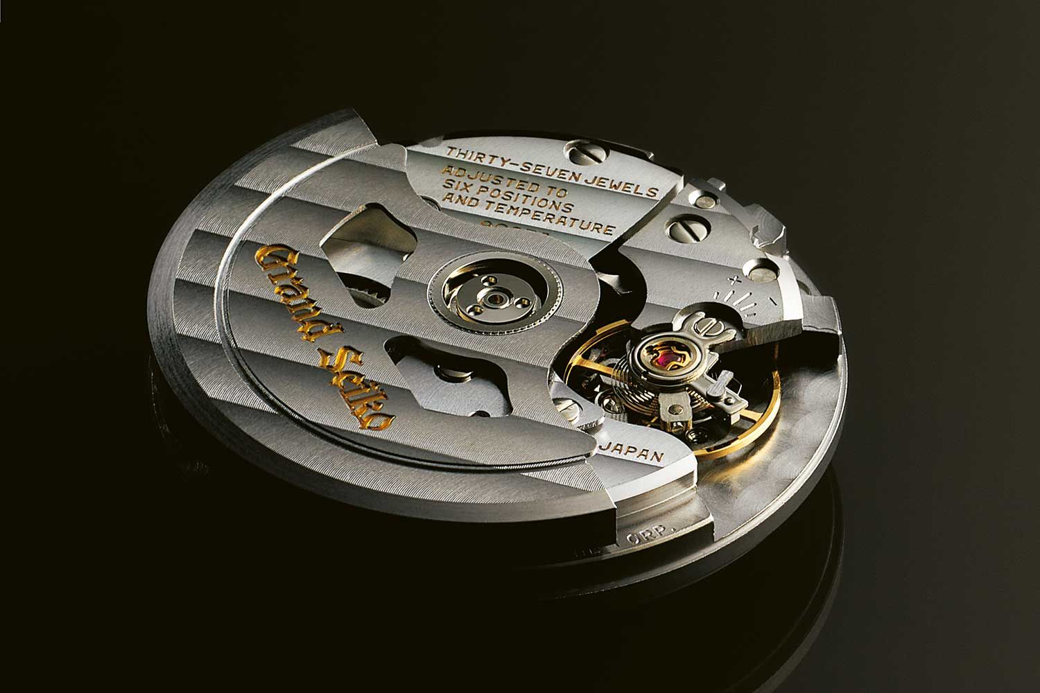 An example of classic Grand Seiko watchmaking, the Hi-Beat Calibre 9S85 is a strong and precise movement, designed for longevity